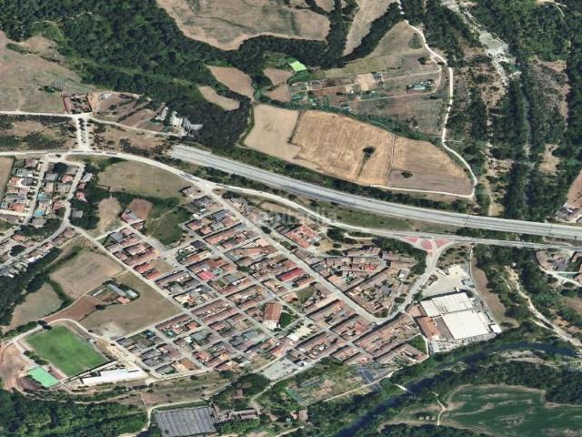 Piso en venta en Sant Jaume de Llierca. Casa en venta en ctra Santa Magdalena. Pisos Sant Jaume de.