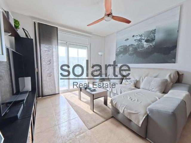 Piso en venta en Sant Jaume dels Domenys. Piso exterior lleno de luz con balcón y piscina. Pisos Sant Jaume dels.