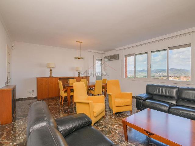 Piso en venta en Sant Just Desvern, Centre. Pisos Sant Just.