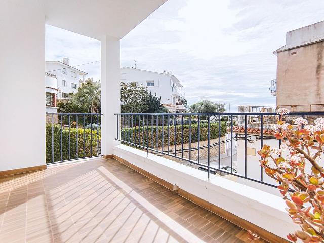 Piso en venta en Sant Pol de Mar, Urbanitzacions. Luminoso piso exterior de 85 m2. Pisos Sant Pol de.
