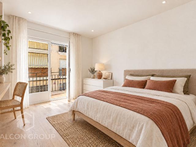 Piso en venta en Sant Pere de Ribes, Les Roquetes. Amplia vivienda de 3 dormitorios con dos terrazas en Roquetes. Pisos Sant Pere de.