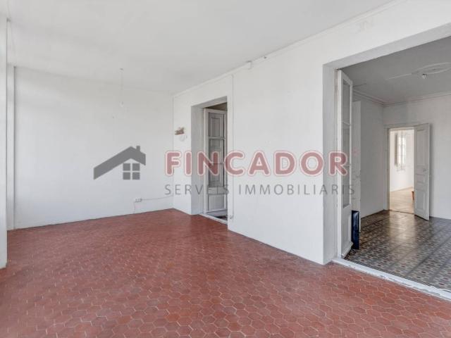 Piso en venta en Sant Pere Santa Caterina La Ribera 08010