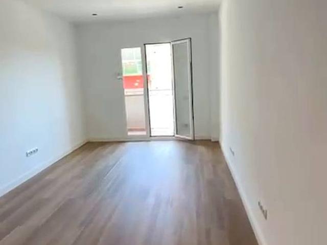 Piso en Venta en Sant Vicenç Dels Horts