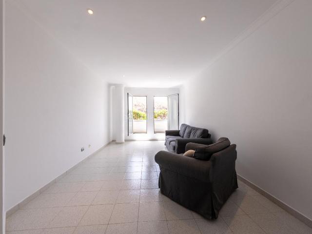 Piso en venta en Santa María de Guía de Gran Canaria. Amplio y Luminoso piso de 3 dormitorios en Santa María de Guía San Roque. Pisos Santa María de Guía de Gran.