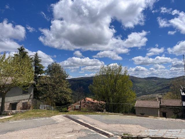 Piso en venta en Santa María de la Alameda. VIVIENDA EN PLANTA BAJA EN PLENA NATURALEZA CON LICENCIA TURISTICA. Pisos Santa María de la.