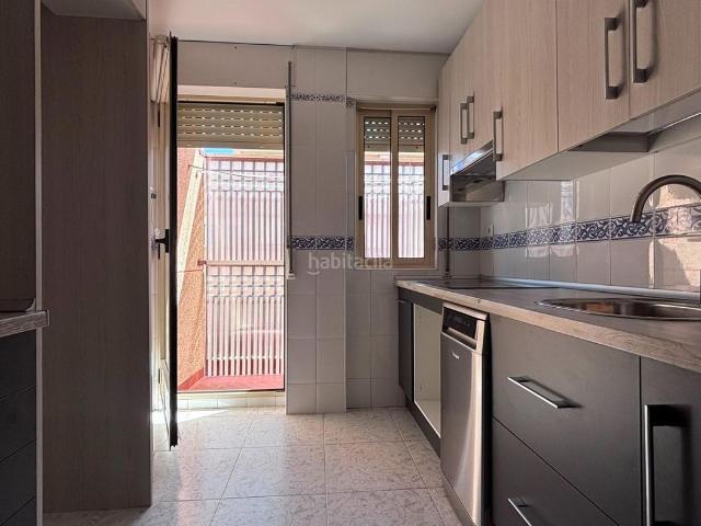 Piso en venta en Santa Marta de Tormes. PISO CON GARAJE EN SANTA MARTA DE TORMES. Pisos Santa Marta de.