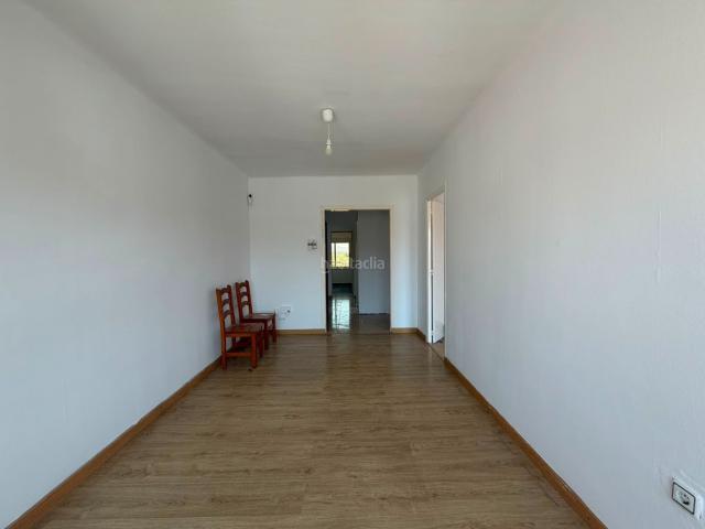 Piso en venta en Vendrell El, Centre Costa Dorada. Piso luminoso de 3 habitaciones en Santa Oliva. Pisos Vendrell.