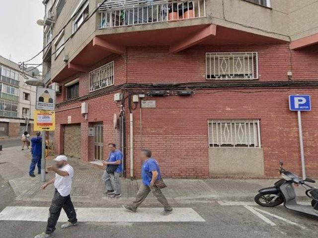 Piso en Venta en Santa Coloma de Gramenet