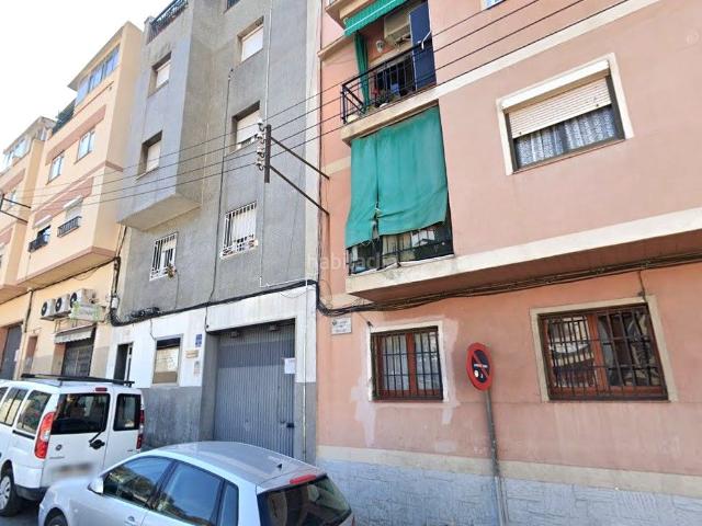 Piso en venta en Santa Coloma de Gramenet, Fondo. Pisos Santa Coloma de.