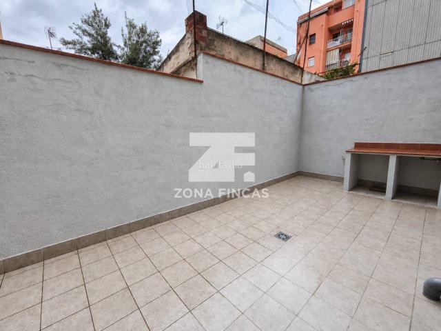 Piso en venta en Santa Coloma de Gramenet, Llatí. Planta baja de obra nueva con terraza. Pisos Santa Coloma de.