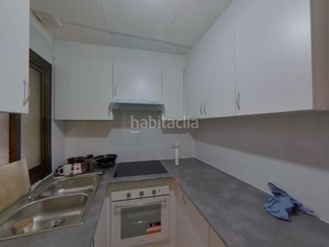 Piso en venta en Santa Coloma de Gramenet, Santa Rosa. Piso en venta en calle Monturiol. Pisos Santa Coloma de.