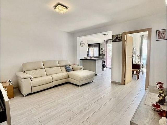 Piso en venta en urbanización De Rosamar, Santa Cristina d´Aro, de 103 m² 2 habitaciones por 238.000