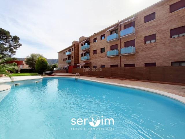 Piso en venta en Santa Cristina d´Aro, Santa Cristina Poble. Luminoso piso con piscina y amplio aparcamiento en el corazón de Santa Cristina dAro. Pisos Santa Cristina.
