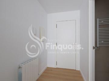 Piso en venta en Santa Eulàlia de Ronçana. PISOS OBRA NUEVA EN EL CENTRO CON TERRAZA, PARKING Y TRASTERO. Pisos Santa Eulàlia de.