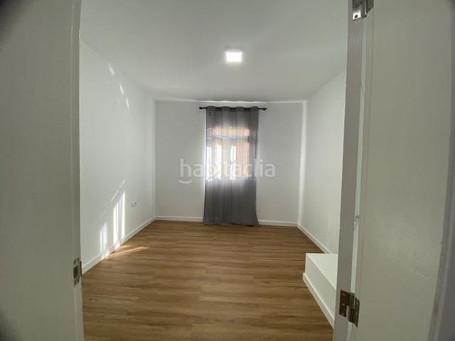 Piso en venta en Santa Lucía de Tirajana, Vecindario El Doctoral Cruce de Sardina. Piso en venta en Calle Roque Nublo 6, Vecindario centro. Pisos Santa Lucía de.