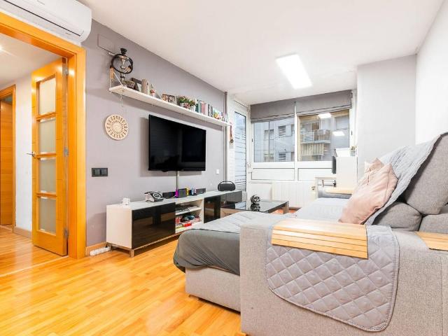 Piso en Venta en Santa Perpètua de Mogoda