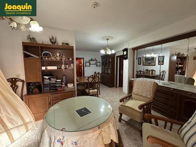 Piso en Venta en Santa Rosa Valdeolleros