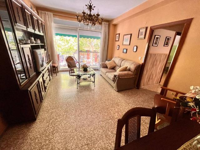 Piso en Venta en Santa Rosa Valdeolleros