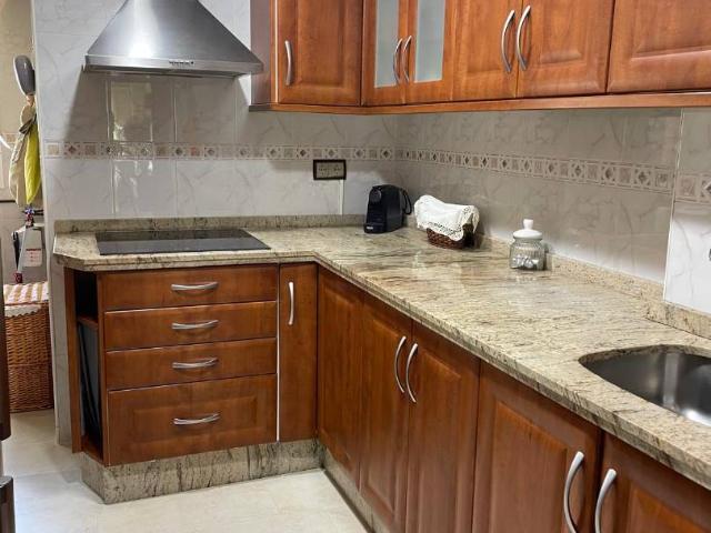 Piso en Venta en Santa Rosa Valdeolleros