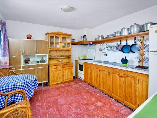 Piso en venta en Santa Úrsula, La Corujera. Se vende vivienda con terreno y vistas al mar en Santa Úrsula. Pisos Santa.