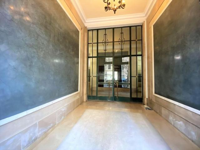 Piso en venta en Santander, Centro Ayuntamiento. Piso a reformar en el centro. Pisos.