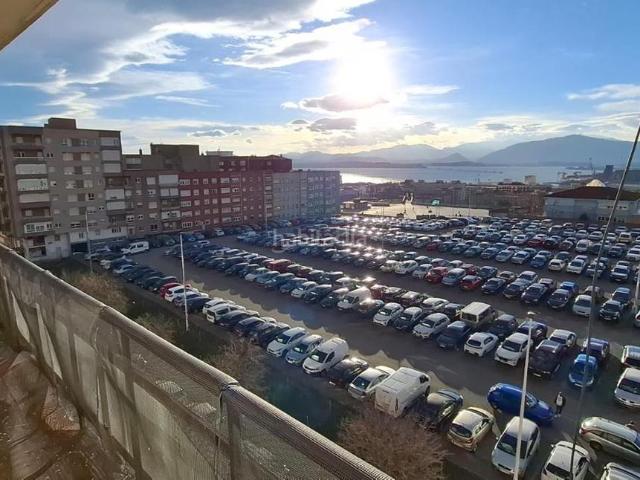 Piso en venta en Santander, Cuatro Caminos. Pisos.