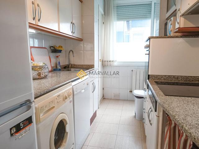 Piso en venta en Santander, El Sardinero. En el Sardinero y a pocos metros de la playa, en la zona más exclusiva de Santander, disponemos de un magnífico piso en venta. Dis. Pisos.
