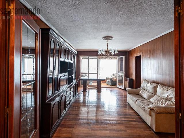 Piso en venta en Santander, Numancia San Fernando. Piso con 2 ascensores a cota cero en calle Isaac Peral Santander. Pisos.