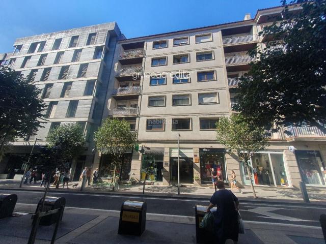 Piso en venta en Santiago de Compostela, Ensanche Sar. Vivienda a la venta en Carrera del Conde. Pisos Santiago de.