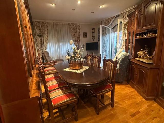 Piso en venta en Santo Domingo de la Calzada. Pisazo en venta en Santo Domingo de la Calzada. 2 baños, garaje cerrado. Pisos Santo Domingo de la.