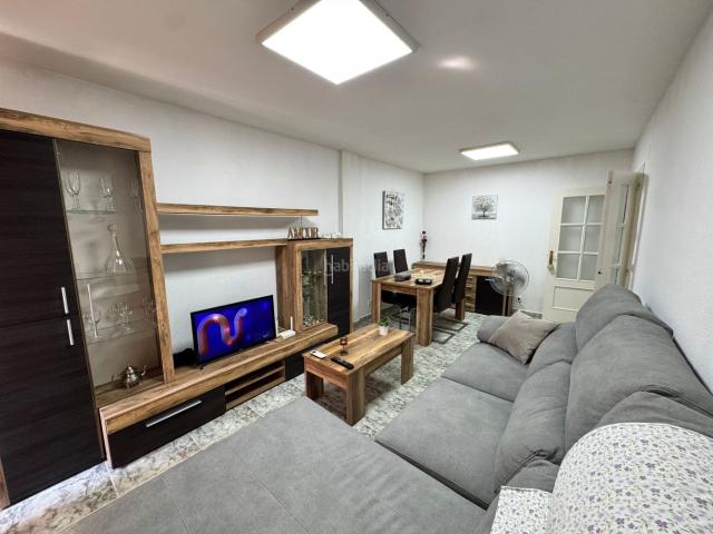 Piso en venta en Santomera. Espectacular piso de 2 hab y 2 baños con gran balcón, garaje y trastero en Santomera. Pisos.