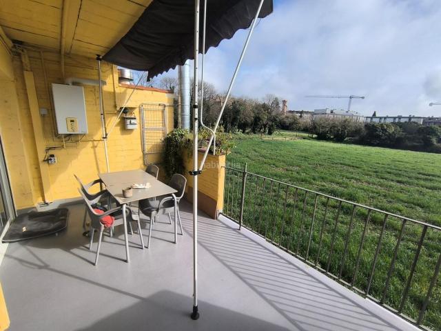 Piso en venta en Santpedor. PISO REFORMADO CON TERRAZA 15M2 Y BALCON 7M2. Pisos.