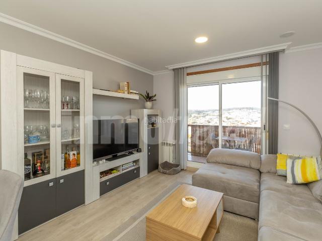Piso en venta en Sanxenxo, Adina Portonovo. Fantastico piso de 3 dormitorios para entrar en Portonovo. Pisos.