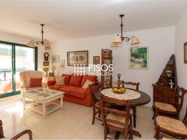 Piso en Venta en Sanxenxo