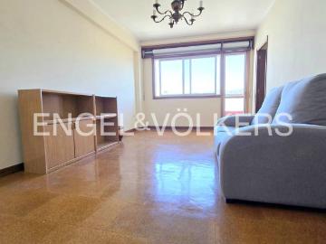 Piso en Venta en Sardoma Castrelos