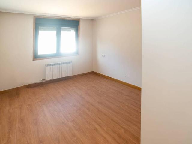 Piso en Venta en Sarria