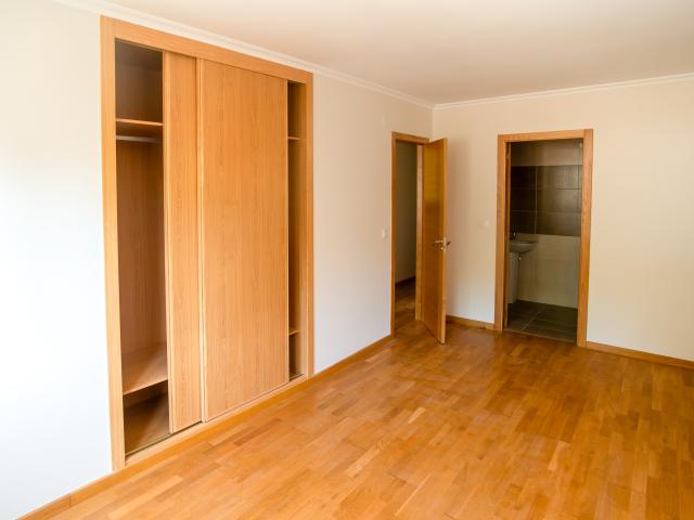 Piso en venta en Sarria, Calle frey luis de granada