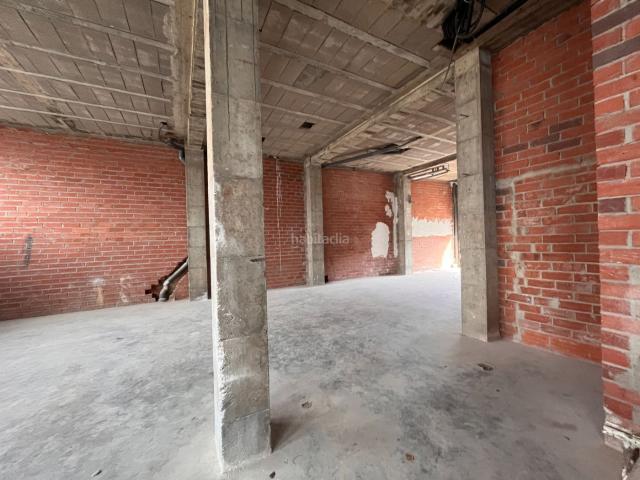 Piso en venta en Sarrià de Ter. POSSIBILITAT DE FER 2HABITATGES EN PLANTA BAIXA. Pisos Sarrià de.