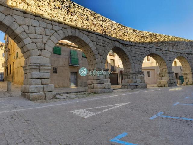 Piso en venta en Segovia, Centro. Piso en venta en El Salvador, 3 dormitorios. Pisos.
