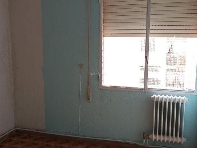 Piso en venta en Segovia, El Carmen. SEGOVIA. EN RENTABILIDAD se vende alquilado, no se puede visitar ni hipotecar. Pisos.