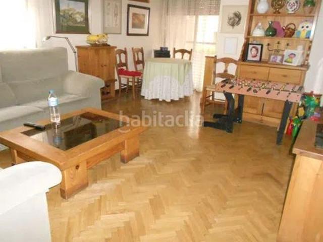 Piso en venta en Segovia, José Zorrilla Padre Claret. SEGOVIA CENTRO URBANIZACION CERRADA PORTERO FISICO Y PISCINA. Pisos.