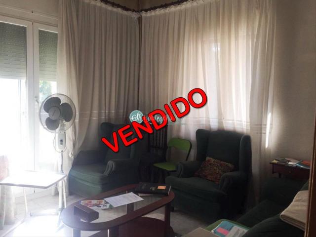 Piso en venta en Segovia, José Zorrilla Padre Claret. Piso en venta en Centro Universidad, 3 dormitorios. Pisos.