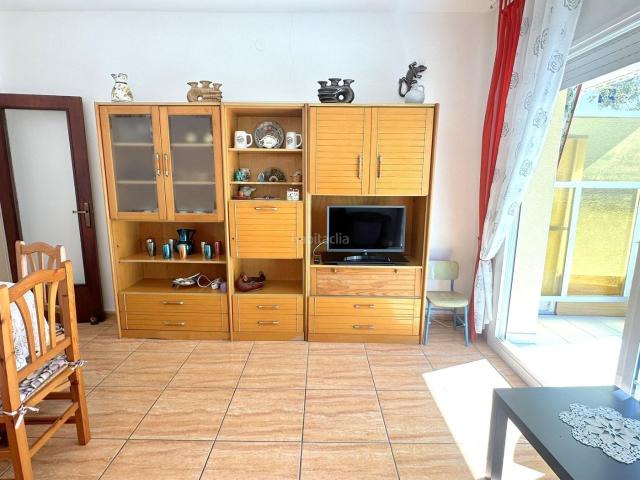 Piso en venta en Segur de Calafell, Segur Platja Costa Dorada. PISO CON TERRAZA Y VISTAS AL MAR A SOLO 100 METROS DE LA PLAYA !. Pisos Segur de.