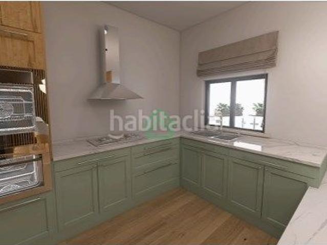 Piso en venta en Seu d´Urgell La. 105 m, balcón delante y terraza detrás. Quién necesita más?. Pisos Seu d´Urgell.