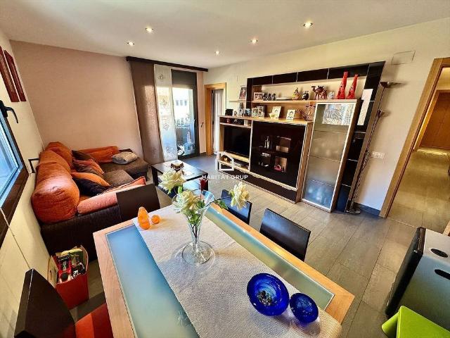 Piso en venta en Seu d´Urgell, la, de 90 m² 3 habitaciones por 310.000