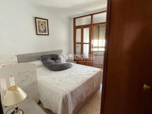 Piso en venta en Sevilla, Cruz Roja. Piso en venta en Sevilla. Pisos.