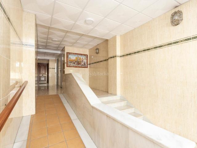 Piso en venta en Sevilla, El Torrejón El Cerezo. Encantador piso totalmente reformado en Distrito Macarena. Pisos.