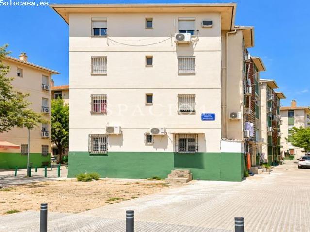 Piso en venta en Sevilla Okupado
