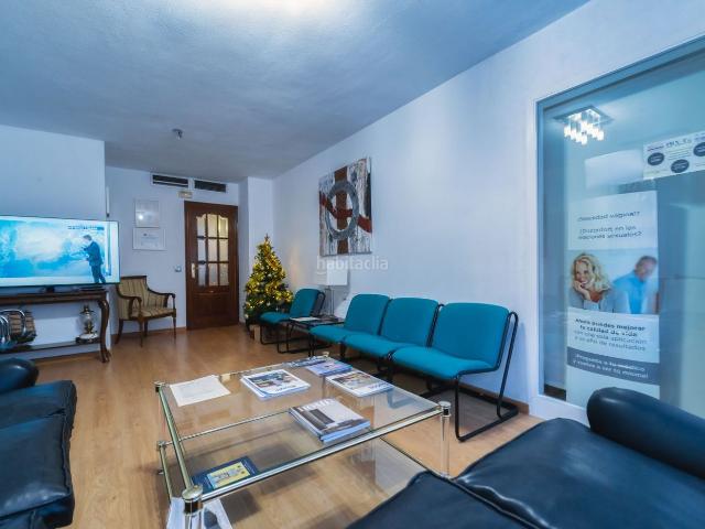 Piso en venta en Sevilla, La Buhaira. Piso en venta en Nervión, 4 dormitorios. Pisos.