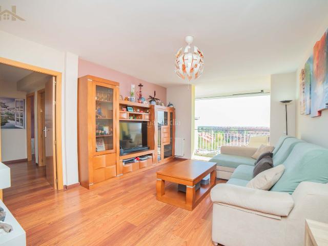 Piso en venta en Sevilla la Nueva. Precioso piso reformado. Pisos Sevilla la.